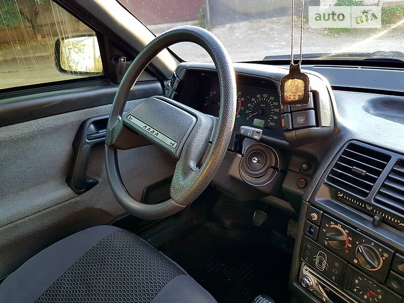 Седан ВАЗ / Lada 2110 2006 в Запорожье