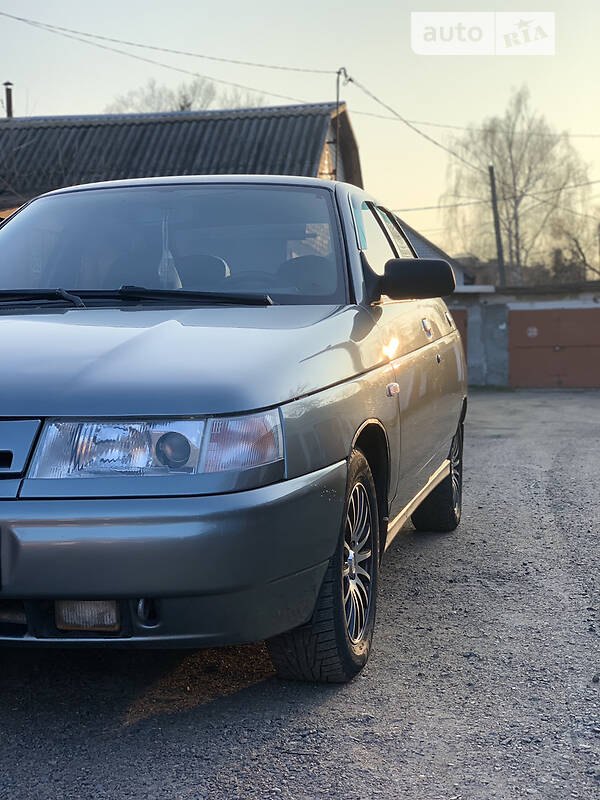 Седан ВАЗ / Lada 2110 2005 в Смеле