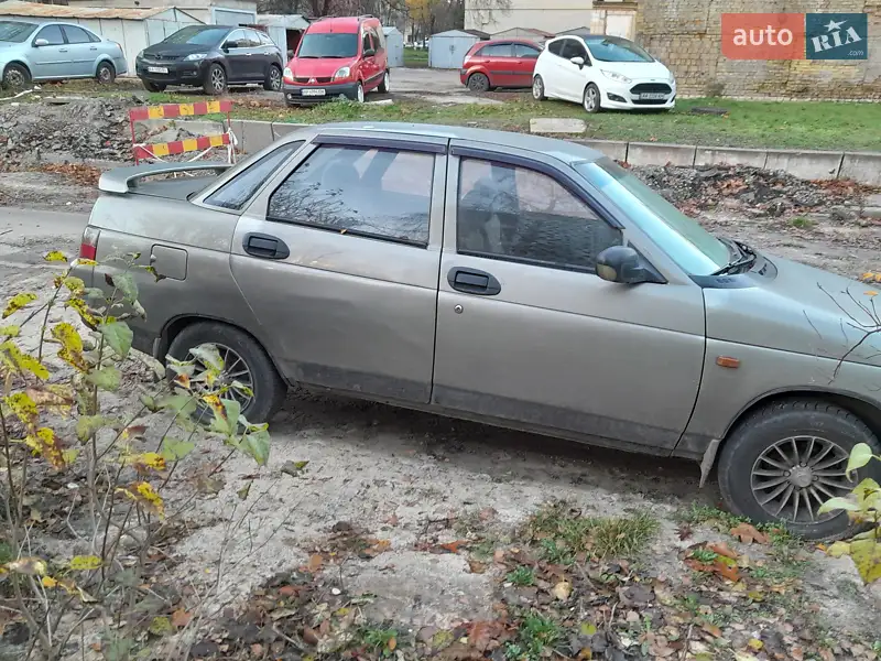 ВАЗ / Lada 2110