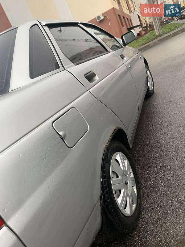 Седан ВАЗ / Lada 2110 2003 в Харькове фото 9 Седан ВАЗ / Lada 2110 2003 в Харькове