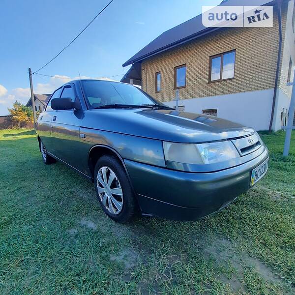 Седан ВАЗ / Lada 2110 2006 в Новояворовске