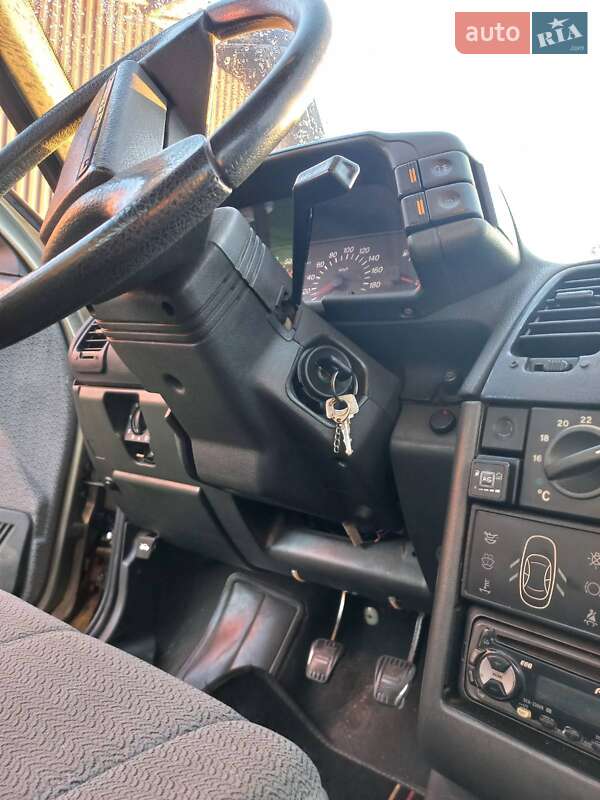 Седан ВАЗ / Lada 2110 2000 в Рокитному