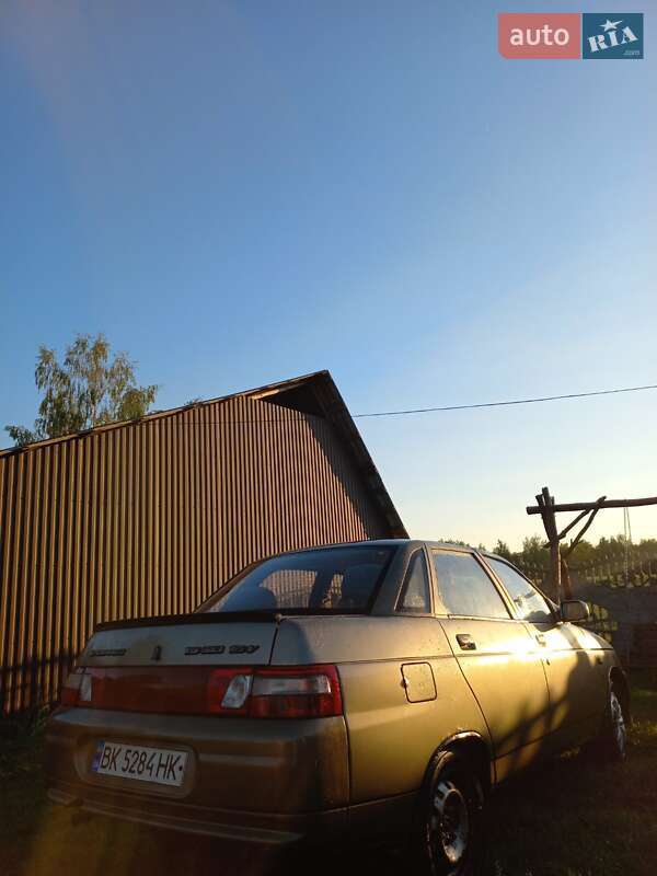 Седан ВАЗ / Lada 2110 2000 в Рокитном