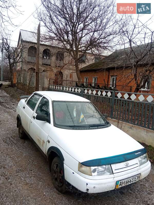 Седан ВАЗ / Lada 2110 2000 в Гайвороне фото 2 Седан ВАЗ / Lada 2110 2000 в Гайвороне