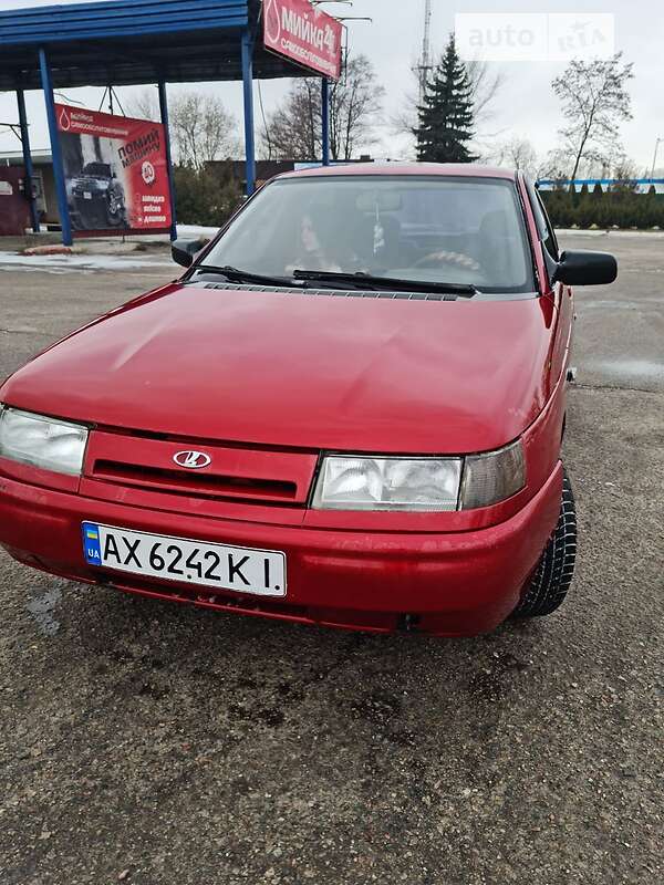 Седан ВАЗ / Lada 2110 2001 в Харькове