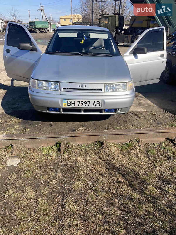 Седан ВАЗ / Lada 2110 2004 в Одессе фото 2 Седан ВАЗ / Lada 2110 2004 в Одессе
