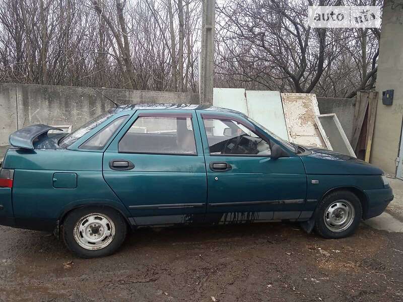 Седан ВАЗ / Lada 2110 2000 в Харькове