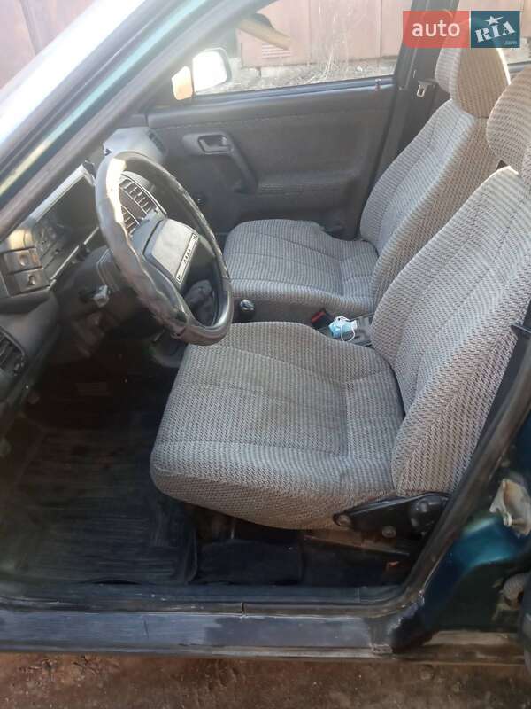 Седан ВАЗ / Lada 2110 2000 в Харкові