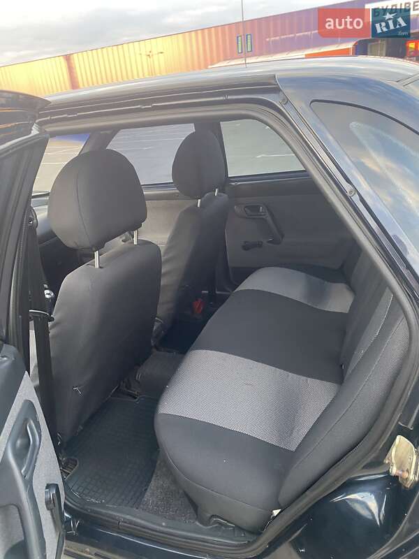 Седан ВАЗ / Lada 2110 2006 в Сумах