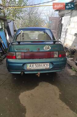 Седан ВАЗ / Lada 2110 2001 в Змиеве