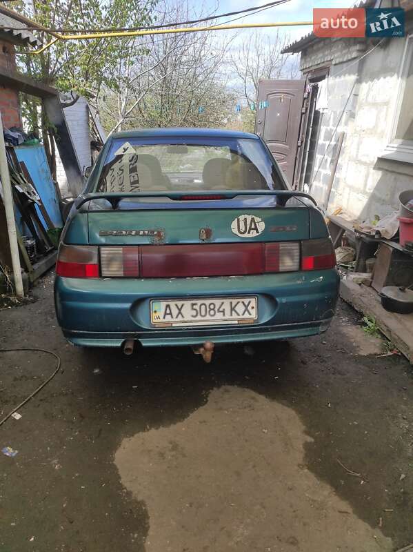 Седан ВАЗ / Lada 2110 2001 в Змиеве фото 3 Седан ВАЗ / Lada 2110 2001 в Змиеве