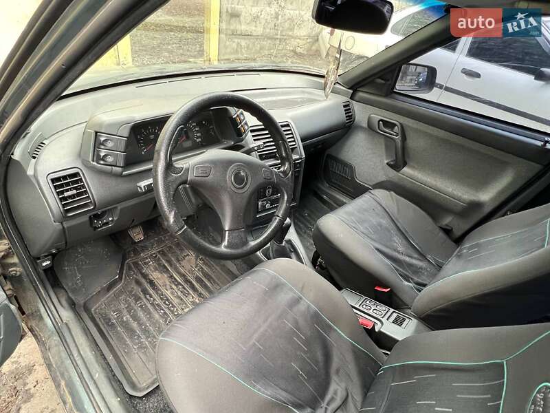 Седан ВАЗ / Lada 2110 2007 в Киеве