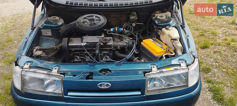 Седан ВАЗ / Lada 2110 2002 в Александрие