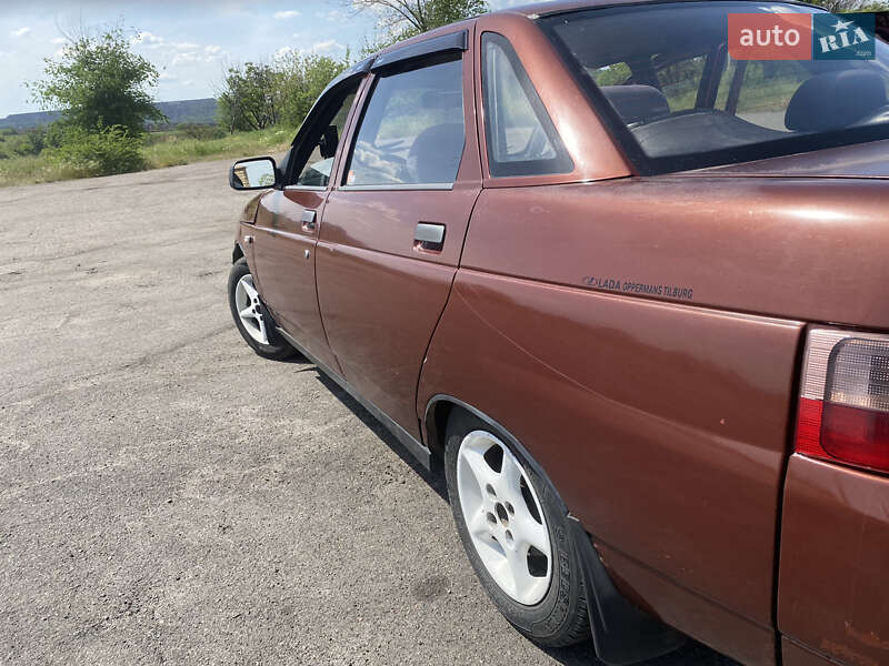 Седан ВАЗ / Lada 2110 1999 в Кривом Роге фото 27 Седан ВАЗ / Lada 2110 1999 в Кривом Роге