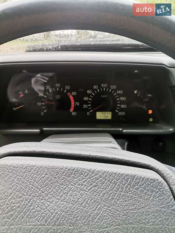 Седан ВАЗ / Lada 2110 2003 в Івано-Франківську