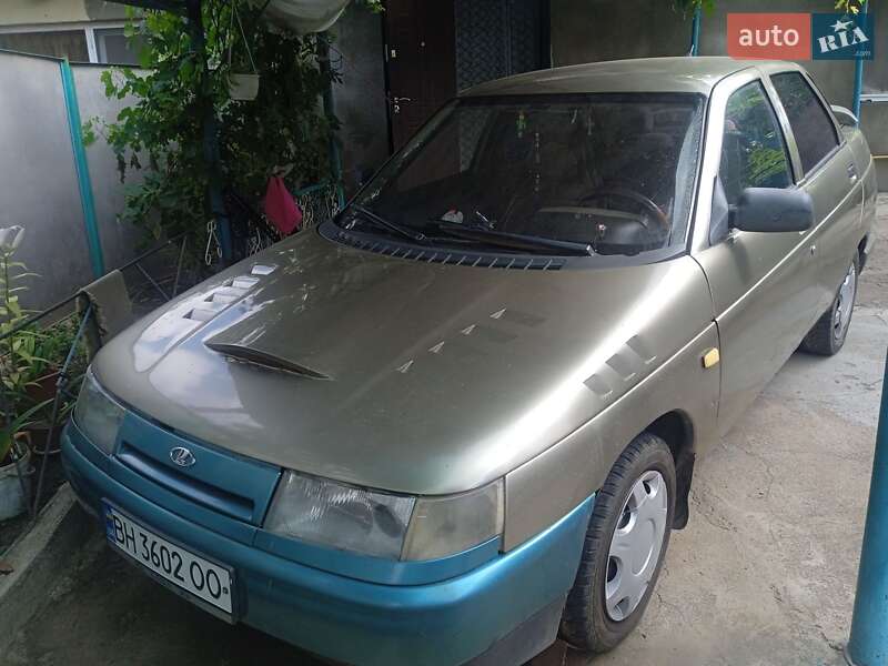 ВАЗ / Lada 2110 2001