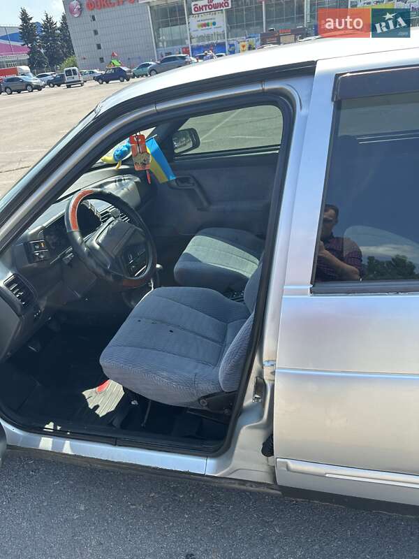 Седан ВАЗ / Lada 2110 2002 в Запорожье