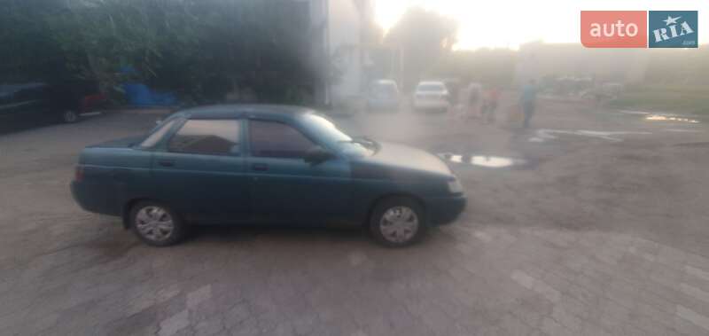 Седан ВАЗ / Lada 2110 2001 в Первомайске