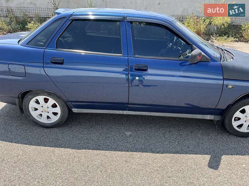 Седан ВАЗ / Lada 2110 2005 в Одессе