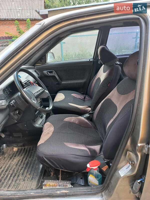 Седан ВАЗ / Lada 2110 2000 в Хмельницком