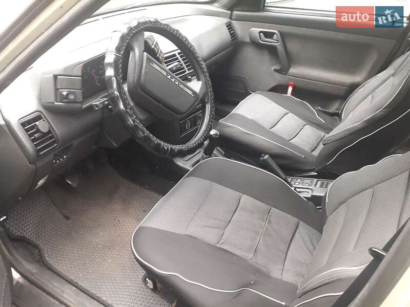 Седан ВАЗ / Lada 2110 2005 в Киеве