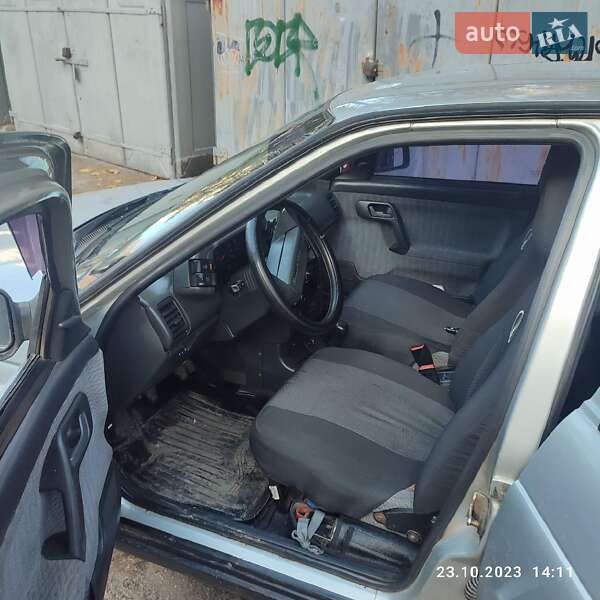 Седан ВАЗ / Lada 2110 2003 в Харькове