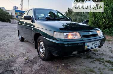 Седан ВАЗ / Lada 2110 2004 в Киеве