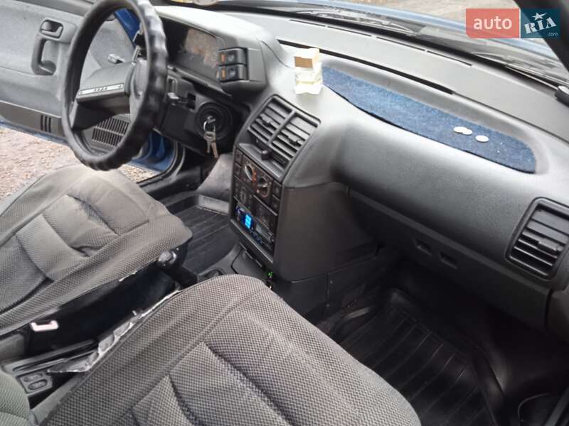 Седан ВАЗ / Lada 2110 2007 в Коростене