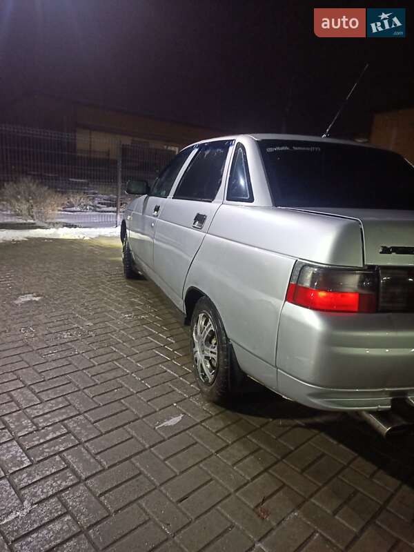 Седан ВАЗ / Lada 2110 2005 в Умани