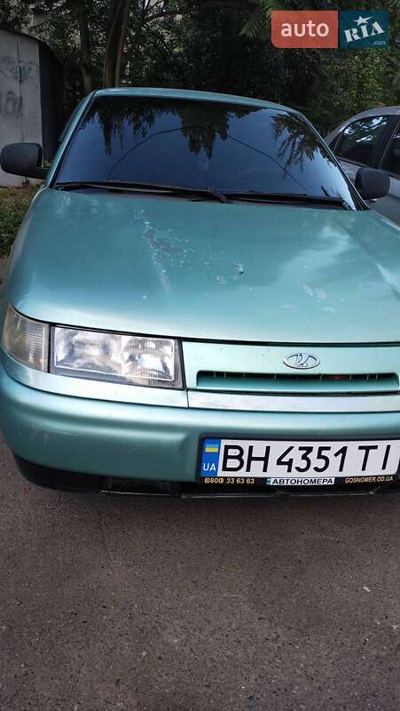 Седан ВАЗ / Lada 2110 2003 в Одессе