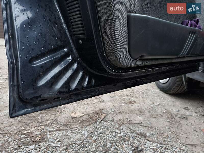 Седан ВАЗ / Lada 2110 2004 в Одессе фото 7 Седан ВАЗ / Lada 2110 2004 в Одессе