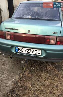 Седан ВАЗ 2110 2000 в 