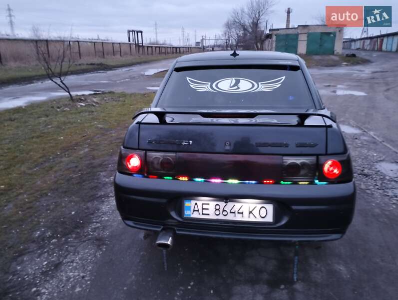 Седан ВАЗ / Lada 2110 2004 в Павлограде