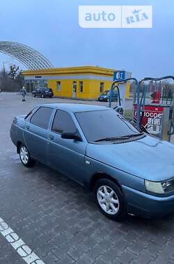 Седан ВАЗ / Lada 2110 2001 в Дубні