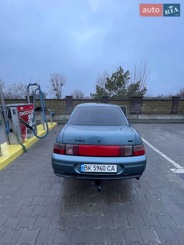 Седан ВАЗ / Lada 2110 2001 в Дубно