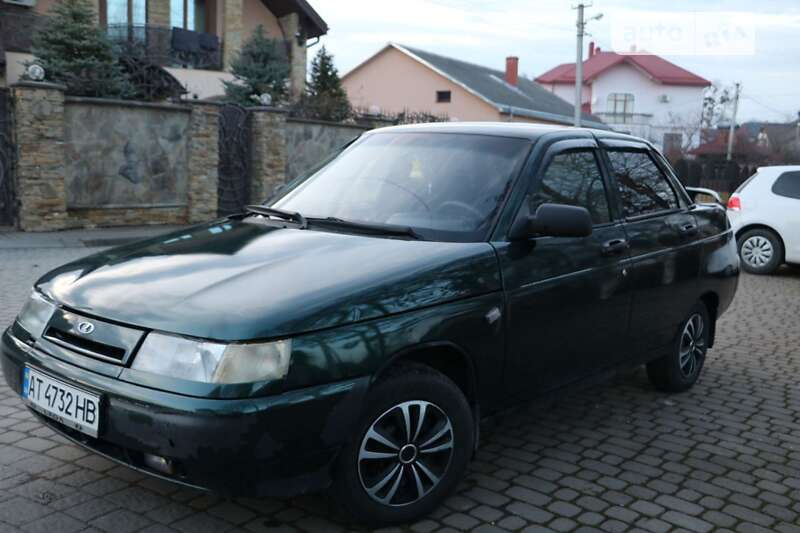 Седан ВАЗ / Lada 2110 2003 в Ивано-Франковске