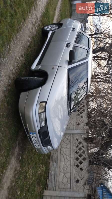 Седан ВАЗ / Lada 2110 2003 в Сторожинці