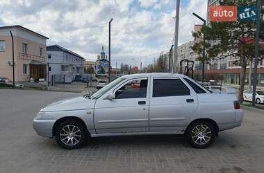 Седан ВАЗ 2110 2004 в 