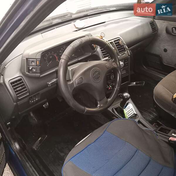 Седан ВАЗ / Lada 2110 2001 в Броварах