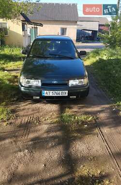 Седан ВАЗ 2110 2004 в 