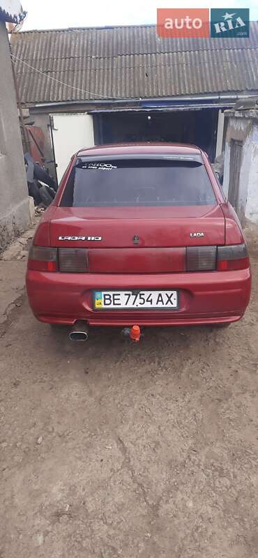 Седан ВАЗ / Lada 2110 2004 в Николаеве