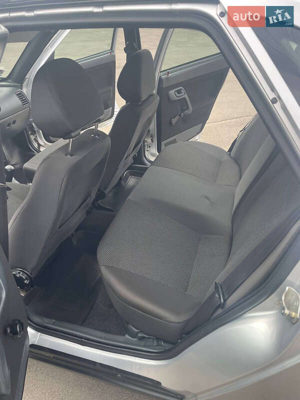 Седан ВАЗ / Lada 2110 2011 в Благовещенском