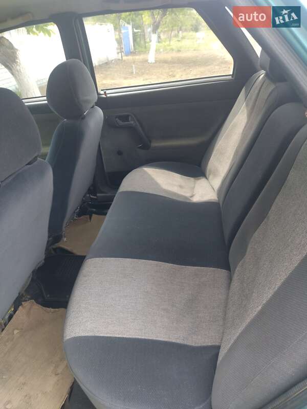 Седан ВАЗ / Lada 2110 2001 в Тарутиному