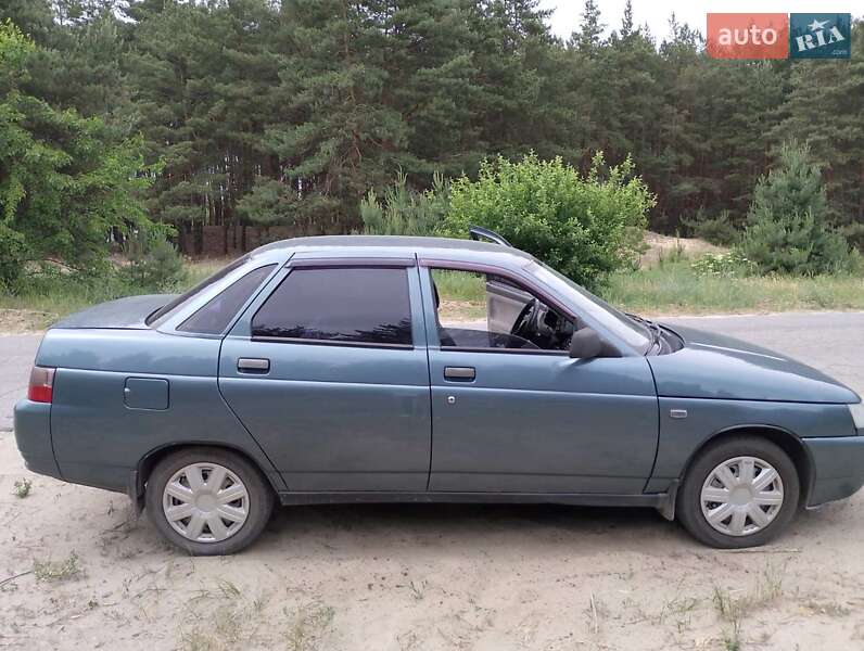 Седан ВАЗ / Lada 2110 2000 в Кременчуге