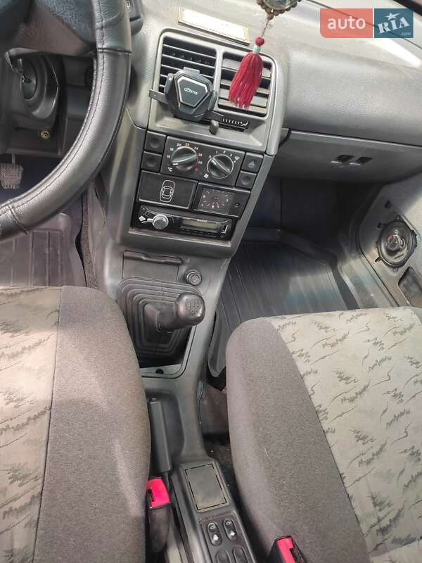 Седан ВАЗ / Lada 2110 2006 в Емильчине фото 7 Седан ВАЗ / Lada 2110 2006 в Емильчине