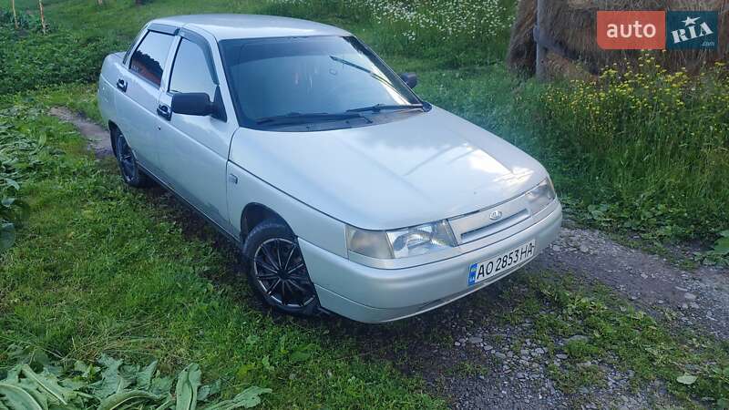 Седан ВАЗ / Lada 2110 2005 в Рахове