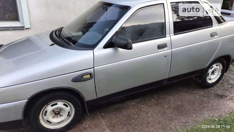 Седан ВАЗ / Lada 2110 2002 в Городенці