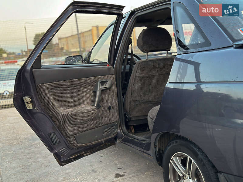 Седан ВАЗ / Lada 2110 2000 в Запорожье фото 11 Седан ВАЗ / Lada 2110 2000 в Запорожье