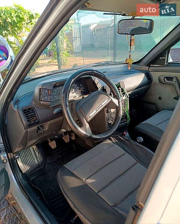 Седан ВАЗ / Lada 2110 2001 в Краснокутске