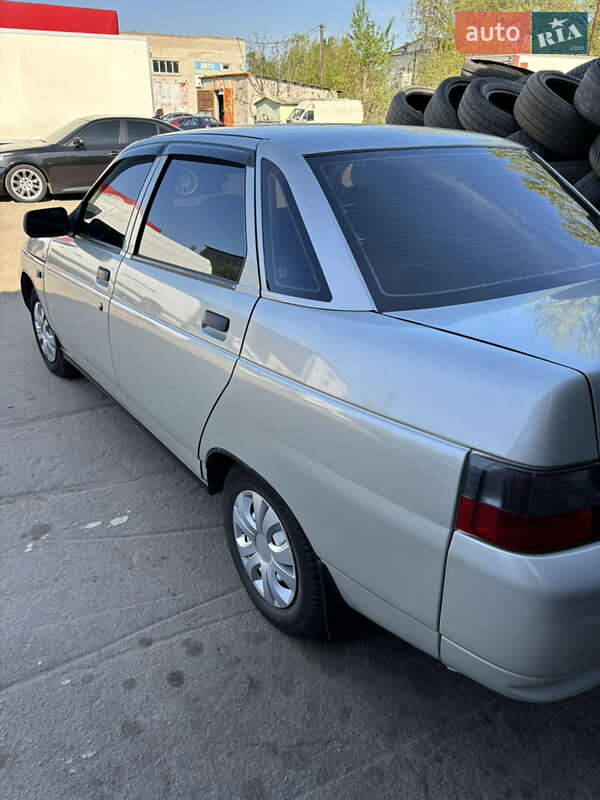 Седан ВАЗ / Lada 2110 2004 в Запоріжжі фото 2 Седан ВАЗ / Lada 2110 2004 в Запоріжжі